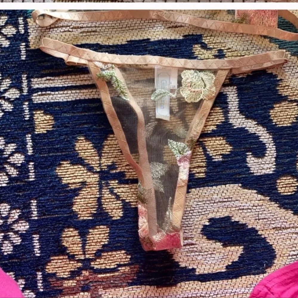 Nude M Floral Bra Thong Lingerie Set Sexy Bedtime Lounge Sleep Rose Appliqué - Picture 4 of 8